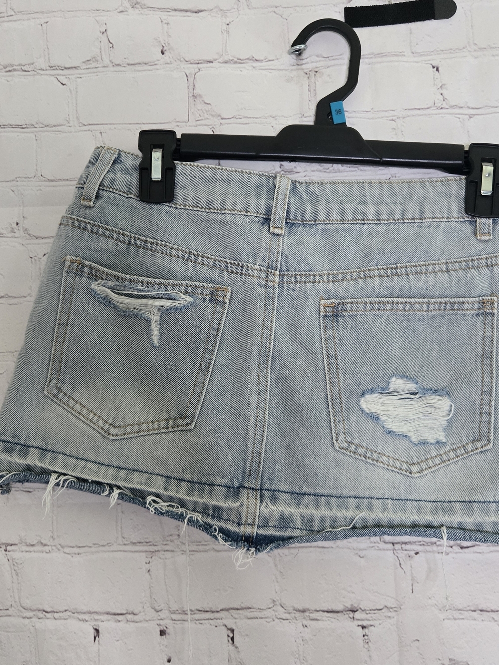 Edikted Light wash distressed raw hem low rise mini skirt sz s Y2k Skater grunge - Picture 4 of 6